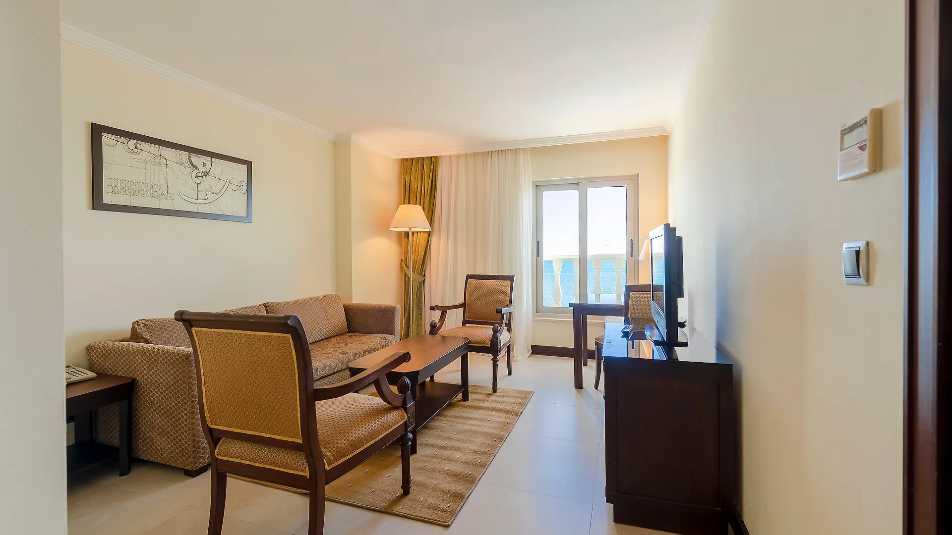 Hotel Crowne Plaza Antalya By Ihg 5*,