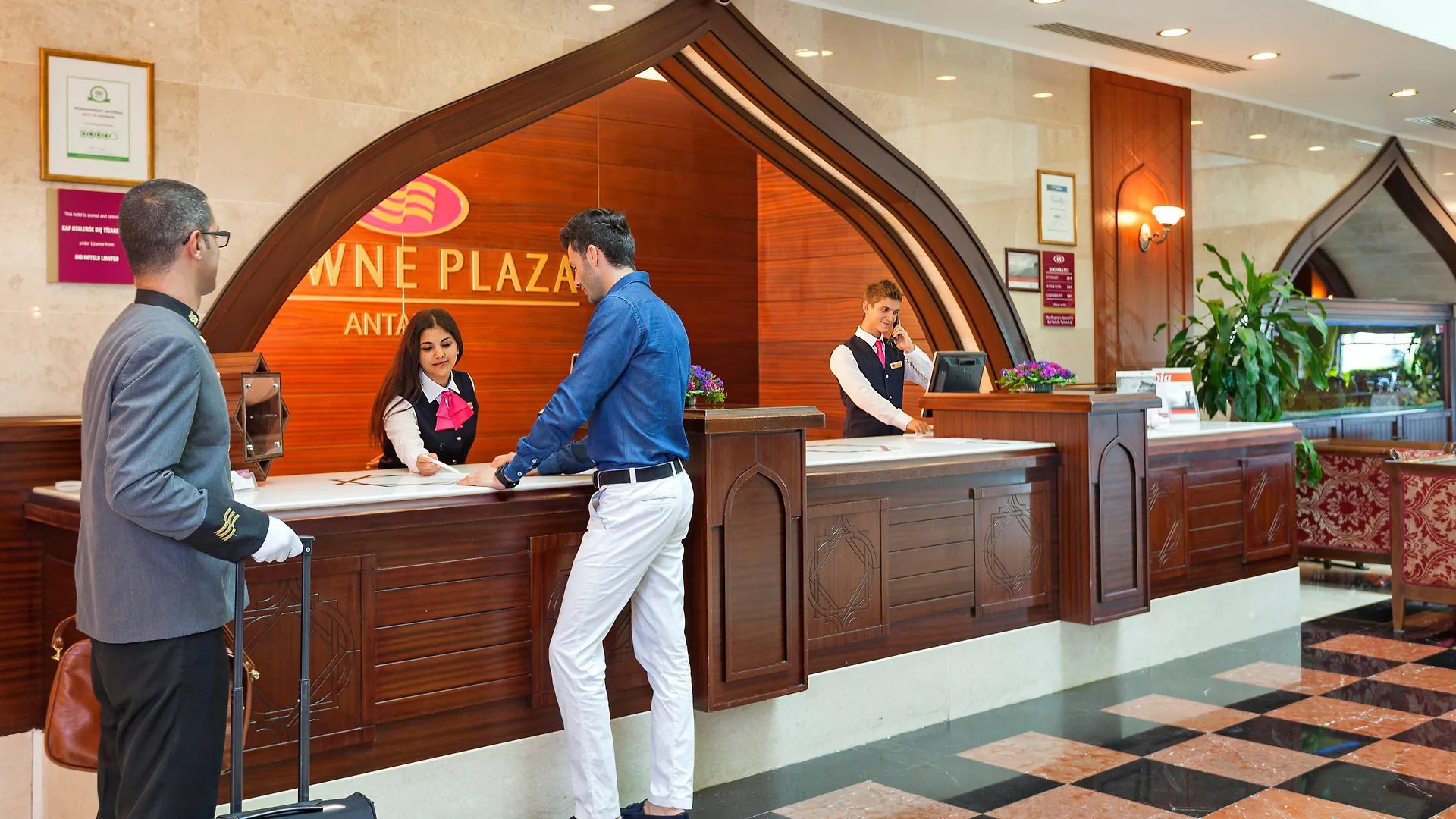 Hotel Crowne Plaza Antalya By Ihg 5*,  Türkei