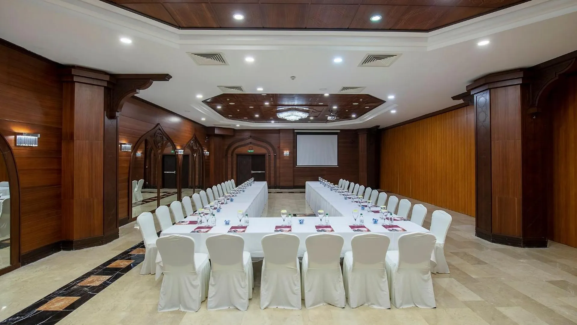 *****  Hotel Crowne Plaza Antalya By Ihg Türkei