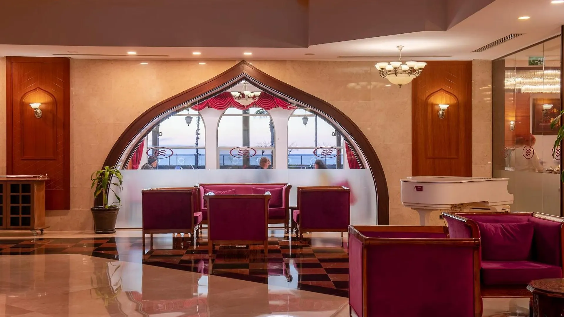 Hotel Crowne Plaza Antalya By Ihg