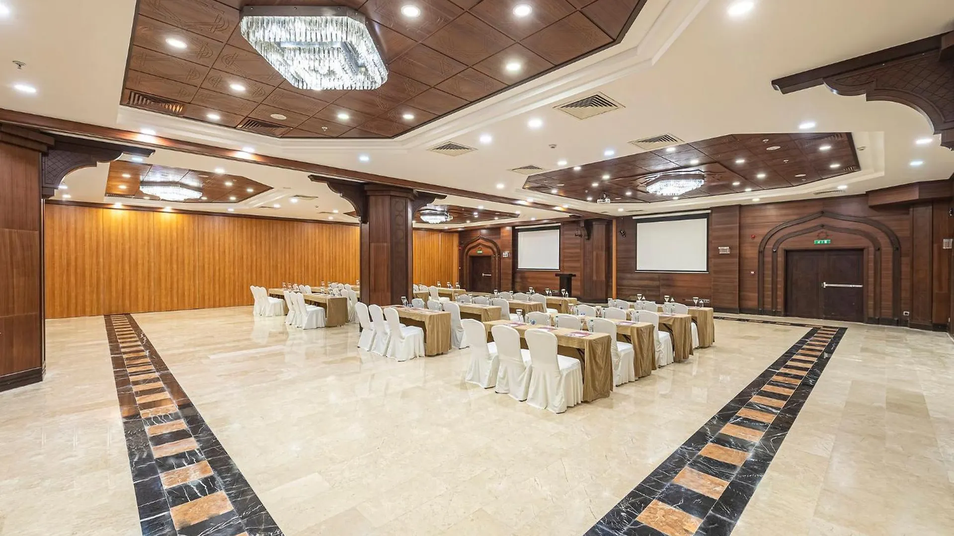Hotel Crowne Plaza Antalya By Ihg Türkei