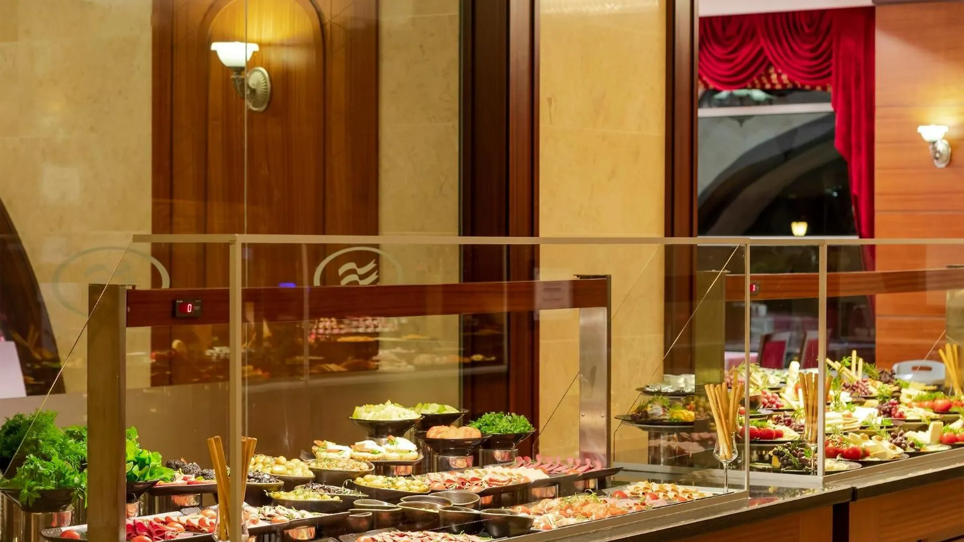 Hotel Crowne Plaza Antalya By Ihg